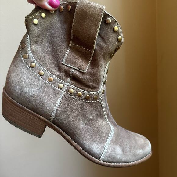 Janet & Janet western brown studded cowboy boots SIZE 38/7 - Picture 1 of 6